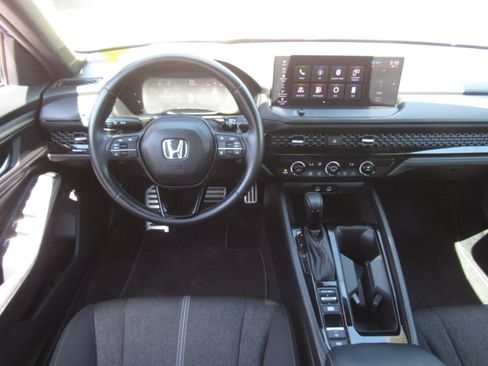 Used 2024 Honda Accord Sport image 16