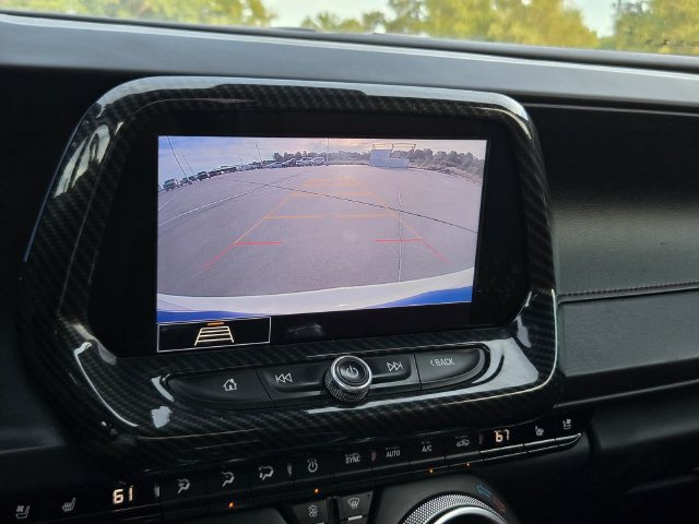 Used 2020 Chevrolet Camaro SS RWD image 15