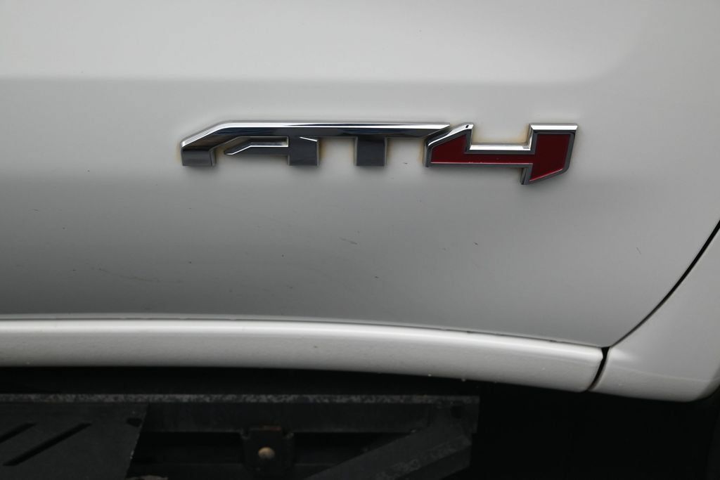 Used 2021 GMC Sierra 1500 AT4 w/ AT4 Value Package AWD/4WD image 11