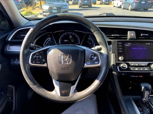 Used 2019 Honda Civic EX image 5