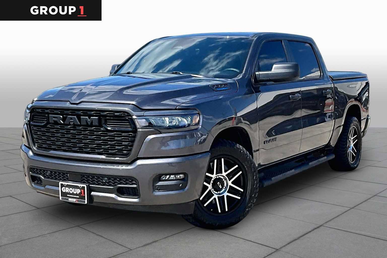 Used 2025 RAM 1500 Tradesman RWD image 1