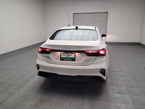 Used 2022 Kia Forte Sedan FWD image 7