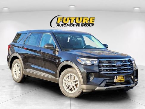 New 2026 Ford Explorer Active image 1