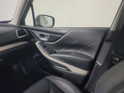 Used 2023 Subaru Forester Limited image 21