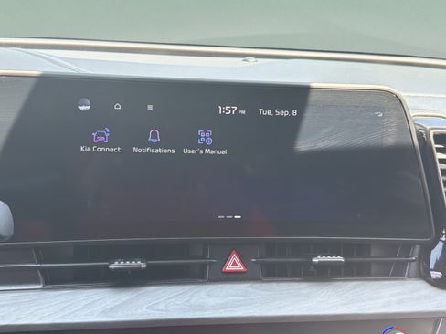Certified 2023 Kia Sportage X-Line w/ X-Line Premium Package AWD/4WD image 6
