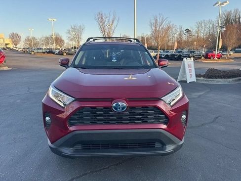Used 2021 Toyota RAV4 XLE Premium AWD/4WD image 2