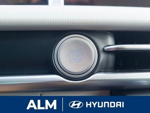 New 2026 Hyundai Tucson SE image 32