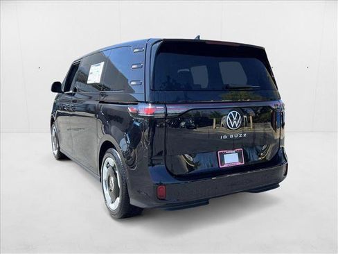 New 2025 Volkswagen ID. Buzz Pro S Plus image 8