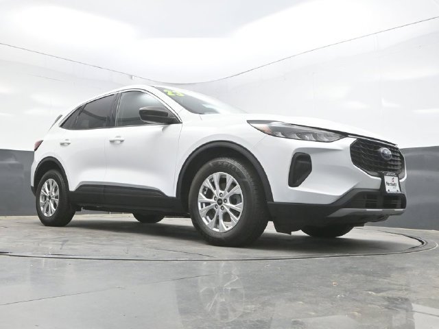 Used 2023 Ford Escape Active AWD/4WD image 41