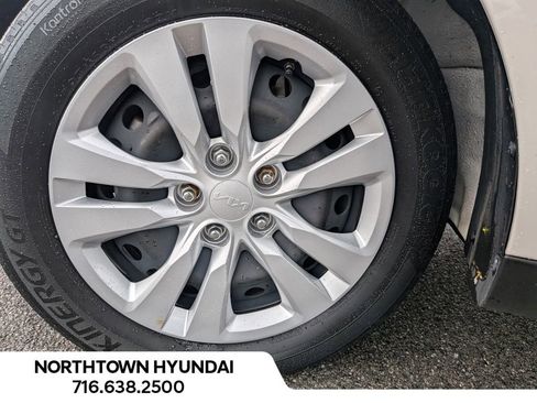 Used 2023 Kia Soul LX FWD image 36