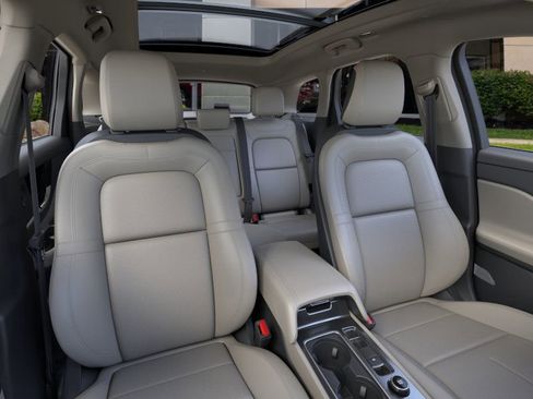 New 2026 Lincoln Corsair Grand Touring image 10