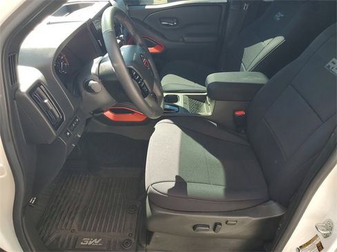 Certified 2025 Nissan Frontier Pro-X w/ Pro Convenience Package image 22