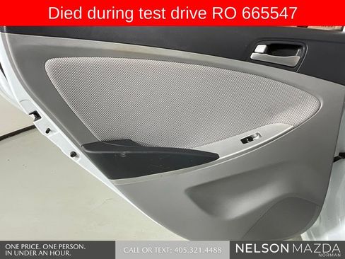 Used 2014 Hyundai Accent GS image 21