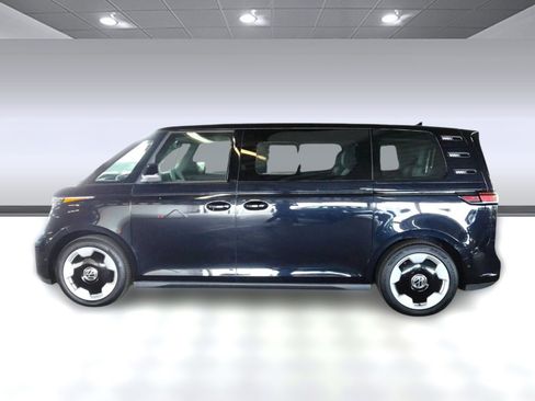 New 2025 Volkswagen ID. Buzz Pro S Plus image 2