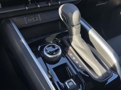 Used 2024 Chevrolet Colorado Trail Boss w/ Advanced Trailering Package image 34