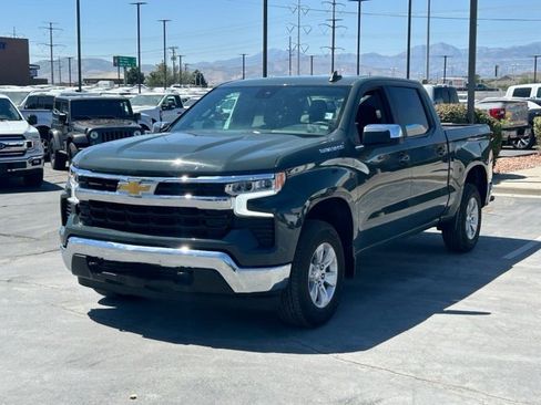 Used 2025 Chevrolet Silverado 1500 LT image 9