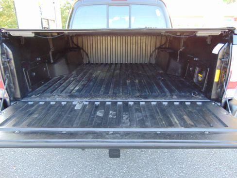 Used 2014 Toyota Tacoma 4x4 Double Cab w/ TRD Off-Road Package image 19