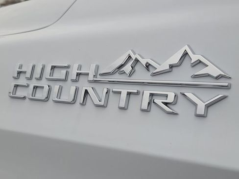 New 2026 Chevrolet Tahoe High Country image 7