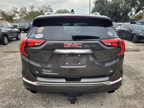 Used 2019 GMC Terrain Denali w/ Advanced Safety Package image 6