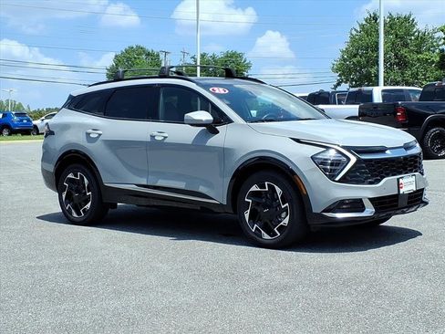 Used 2025 Kia Sportage SX AWD/4WD image 2