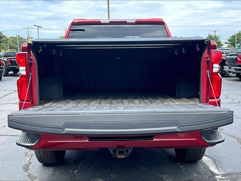 Used 2024 Chevrolet Silverado 1500 RST AWD/4WD image 32