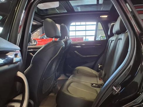 Used 2019 BMW X1 xDrive28i w/ Convenience Package AWD/4WD image 14