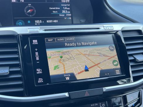 Used 2016 Honda Accord Touring image 14