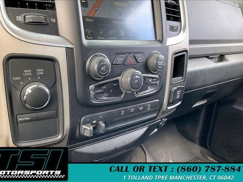 Used 2016 RAM 3500 SLT w/ Luxury Group AWD/4WD image 31