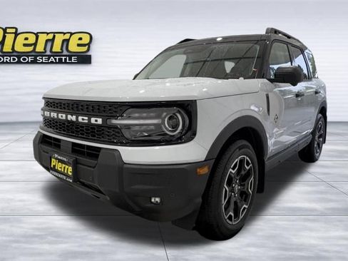 New 2026 Ford Bronco Sport Outer Banks w/ Outer Banks Tech Package+ AWD/4WD image 1