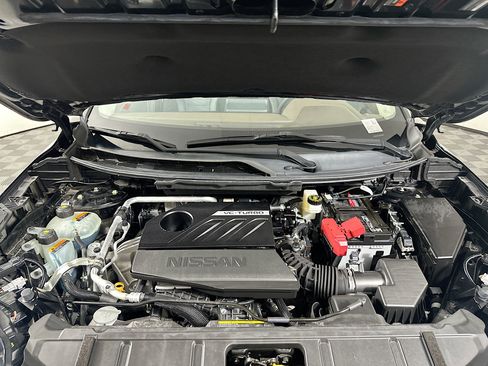 Used 2023 Nissan Rogue SV FWD image 33