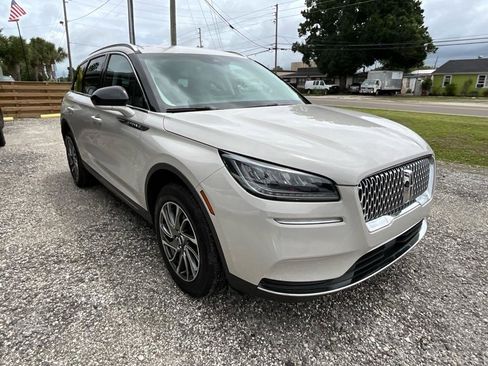 Used 2022 Lincoln Corsair FWD w/ Equipment Group 101A image 3