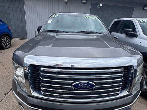 Used 2012 Ford F150 XLT w/ XLT Chrome Pkg AWD/4WD image 2