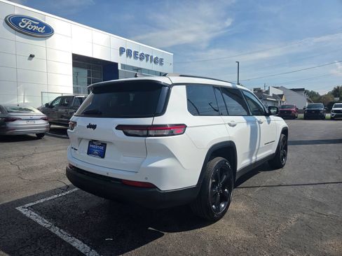 Used 2021 Jeep Grand Cherokee L Laredo AWD/4WD image 8