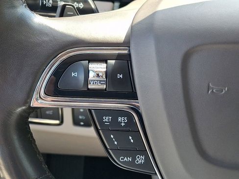 Used 2021 Lincoln Navigator Reserve w/ Luxury Package AWD/4WD image 27