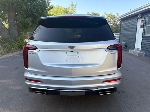 Used 2020 Cadillac XT6 Premium Luxury image 3