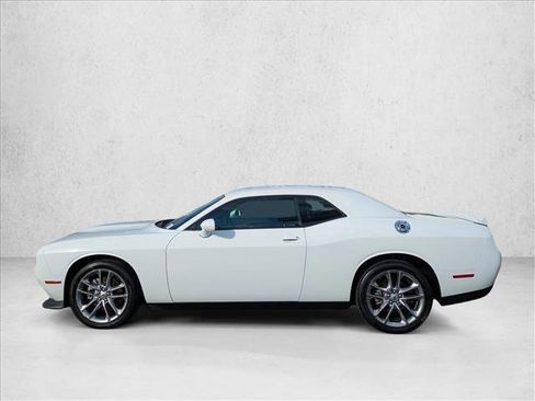 Used 2022 Dodge Challenger GT image 9