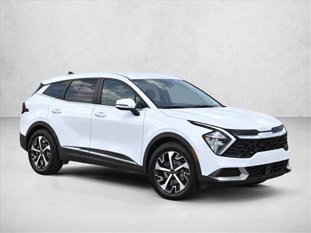 Used 2023 Kia Sportage EX FWD image 3