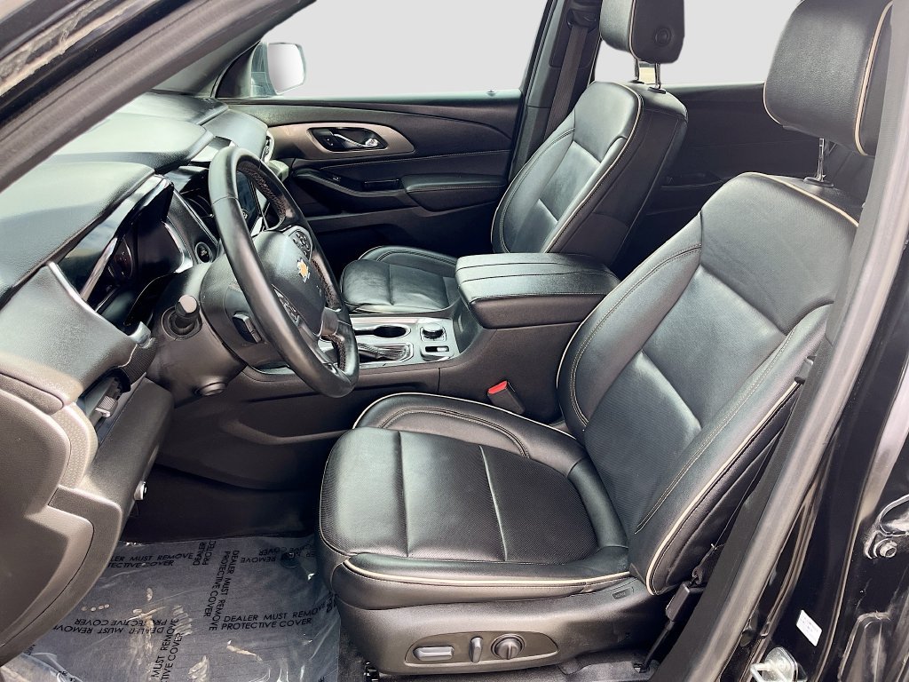 Used 2023 Chevrolet Traverse Premier w/ LPO, Floor Liner Package AWD/4WD image 22