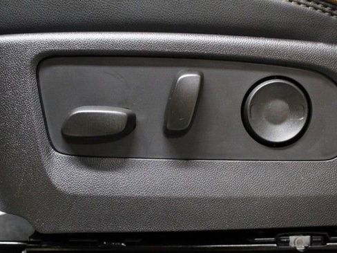 New 2026 GMC Canyon AT4 AWD/4WD image 17