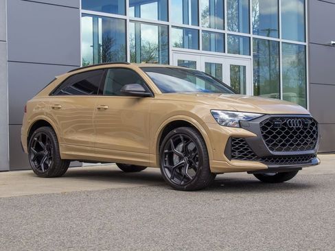 Used 2025 Audi RS Q8 performance AWD/4WD image 3