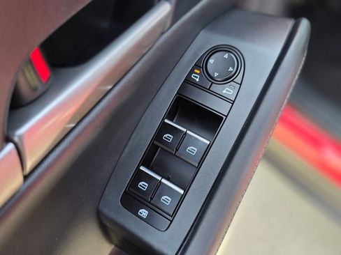 Certified 2023 MAZDA CX-30 AWD 2.5 S w/ Select Package image 23