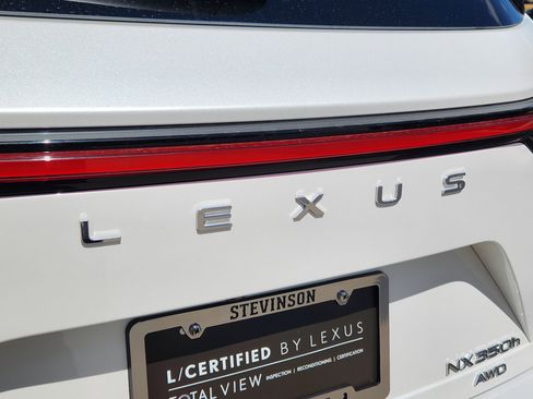 Used 2022 Lexus NX 350h AWD image 17