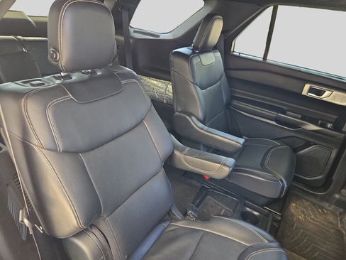 Used 2020 Ford Explorer ST w/ ST Street Pack AWD/4WD image 17