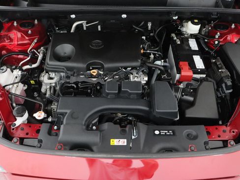Used 2024 Toyota RAV4 XLE Premium FWD image 39