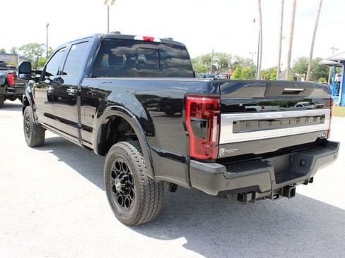 Used 2022 Ford F350 Platinum w/ Tremor Off-Road Package AWD/4WD image 8