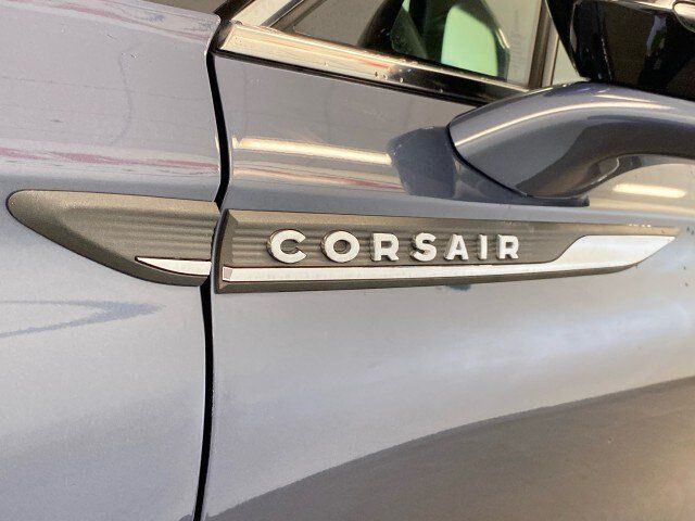 Used 2022 Lincoln Corsair Reserve w/ Equipment Group 201A AWD/4WD image 13
