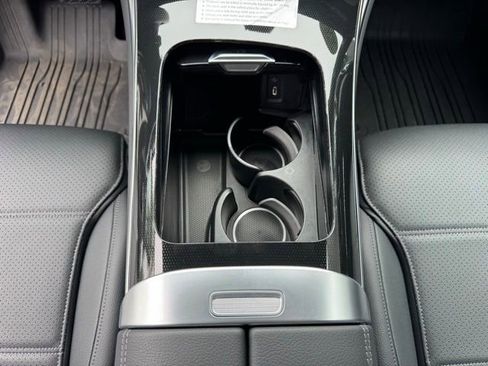 Used 2026 Mercedes-Benz GLC 300 4MATIC image 15