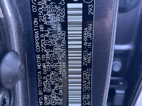 Used 2022 Toyota Prius L Eco image 34