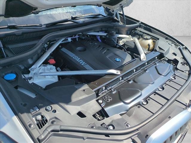 Used 2024 BMW X5 sDrive40i w/ Parking Assistance Package RWD image 25