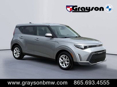 Used 2023 Kia Soul LX w/ LX Technology Package